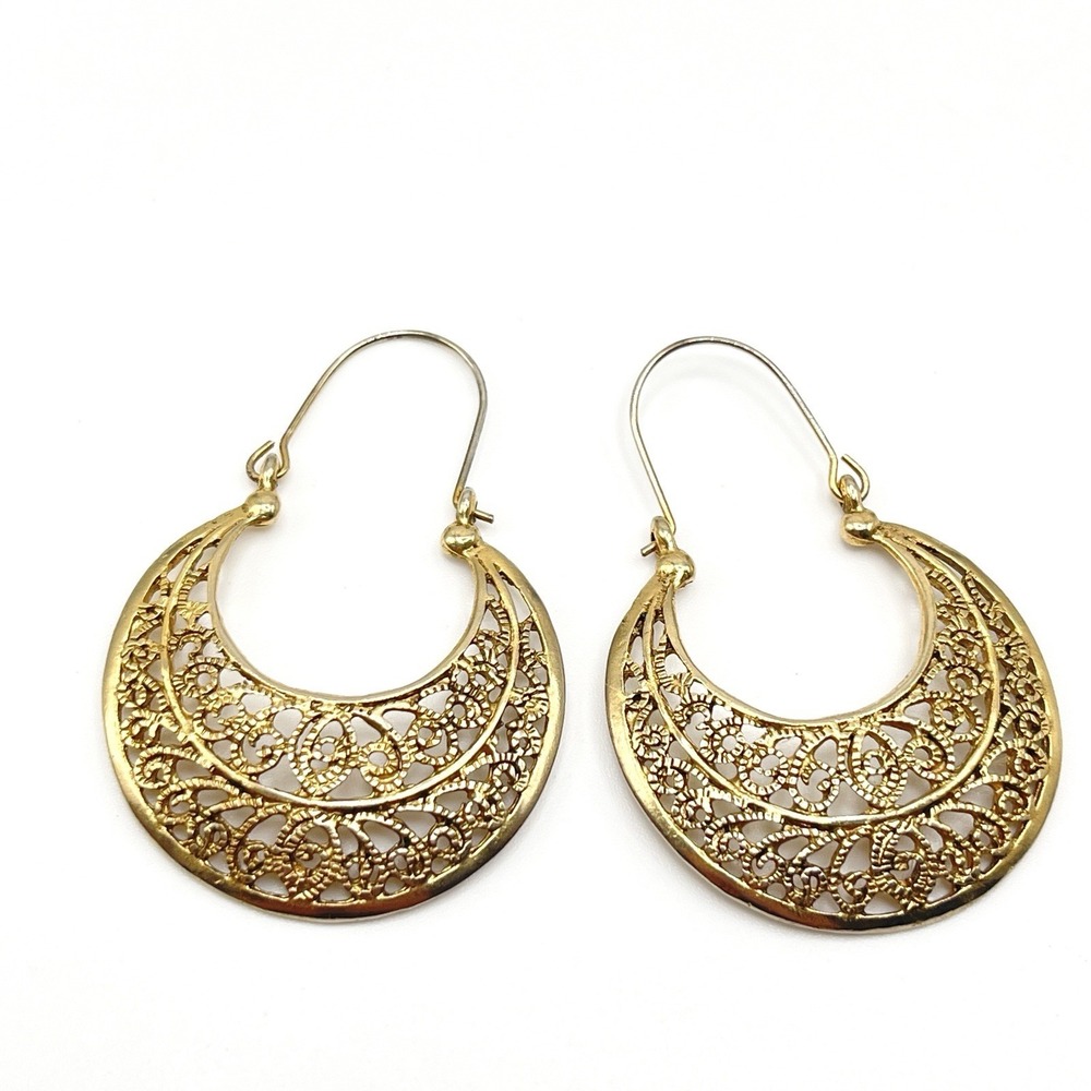 Vintage Hoop Pierced Dangle Earrings Gold Tone Filigree Boho Chic 2.125"